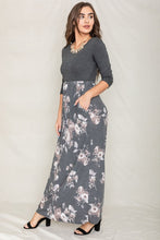 Load image into Gallery viewer, Quarter Sleeve Floral Maxi Dress
