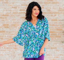 Load image into Gallery viewer, Dreamer Peplum Top in Navy and Mint Floral
