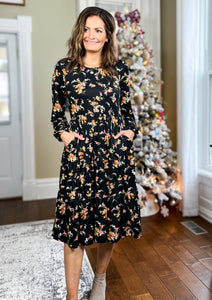 The Roxanne Long Sleeve Tiered Midi Dress - Black Floral