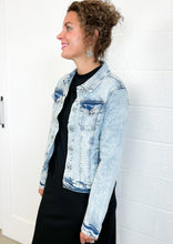 Load image into Gallery viewer, The Betty Light Wash Stretch Denim Jacket
