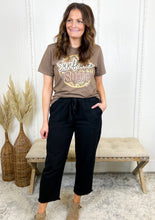 Load image into Gallery viewer, The Sonia Mineral Washed Casual Back Modest Pants
