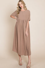 Load image into Gallery viewer, The Zoe Round Neck Ruched Midi Dress
