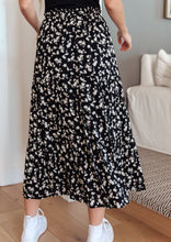 Load image into Gallery viewer, Fielding Flowers Floral Skirt

