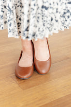 Load image into Gallery viewer, On Your Toes Ballet Flats in Camel
