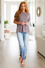 Load image into Gallery viewer, So Good Relaxed Fit Top in Mocha
